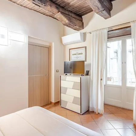 Apartment Casa Albertino-in The Heart Of *